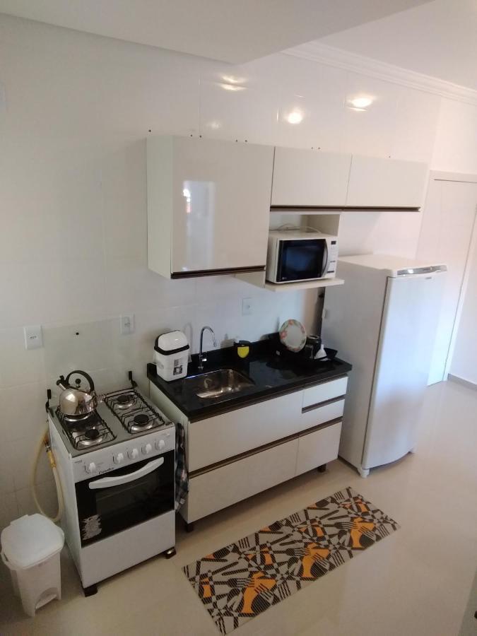 Apto 2 QTOs com Suíte próximo a Praia e Centrinho Florianópolis Exterior foto